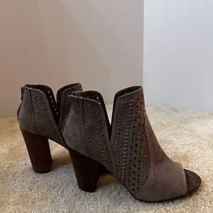 Carlos by Carlos Santana Open Toe Booties w/ Back Zipper.